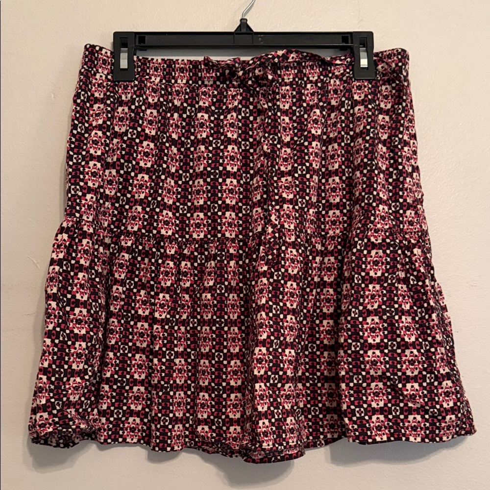 LOFT Geometric Tiered Mini Skirt  [Size: M]